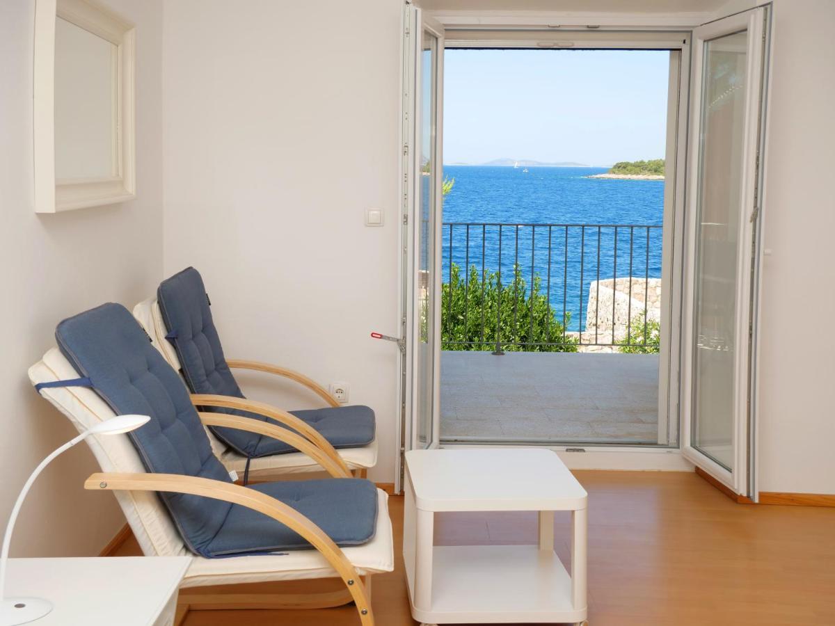 Apartmani Smilja Primosten Bagian luar foto