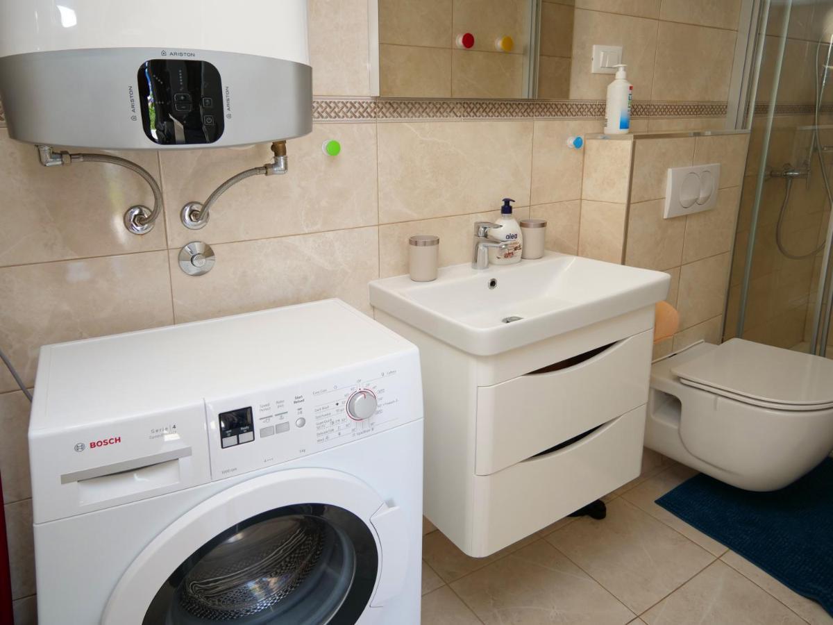 Apartmani Smilja Primosten Bagian luar foto