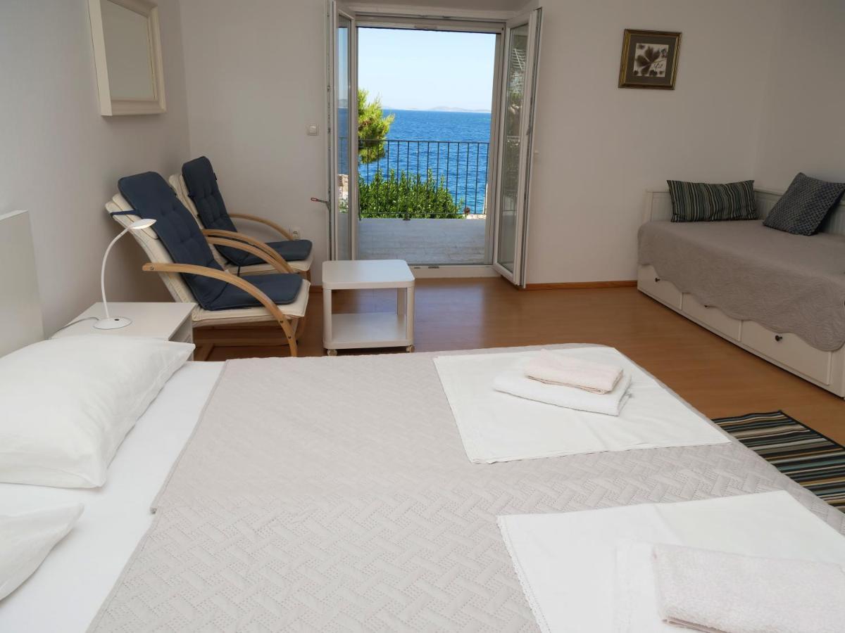 Apartmani Smilja Primosten Bagian luar foto