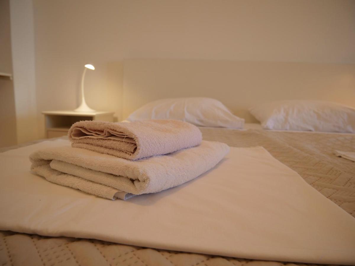 Apartmani Smilja Primosten Bagian luar foto