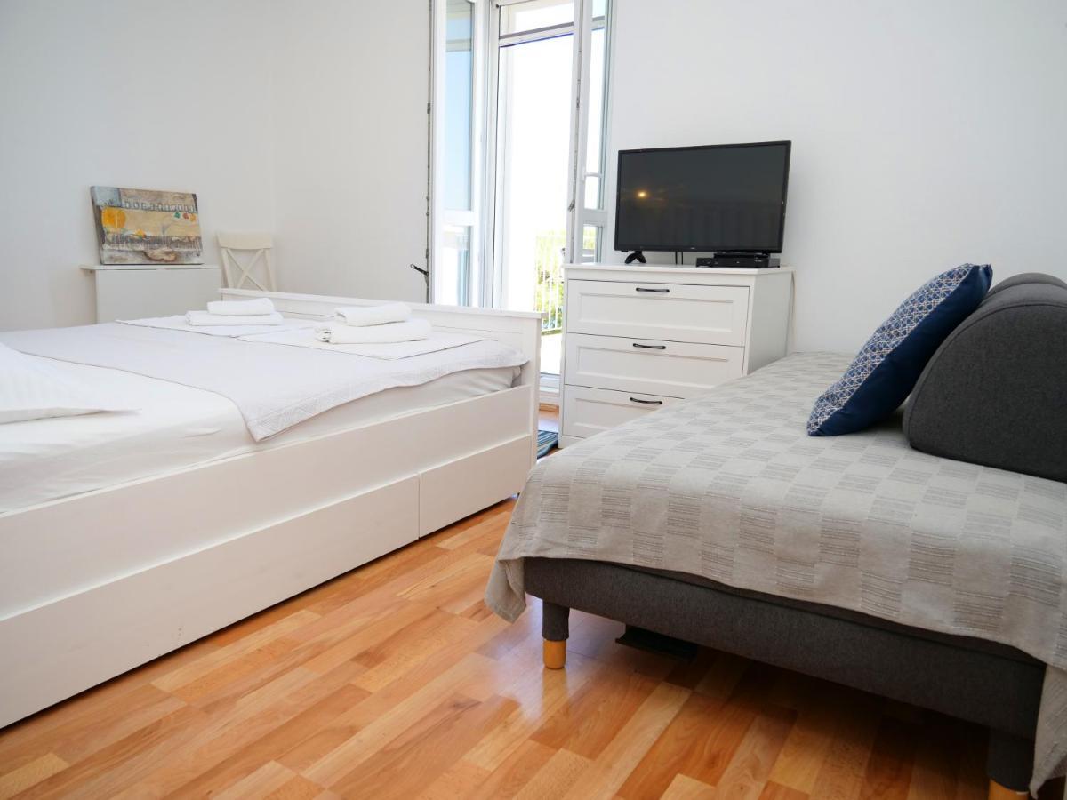 Apartmani Smilja Primosten Bagian luar foto